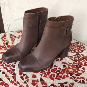Korks brown leather boots - unworn